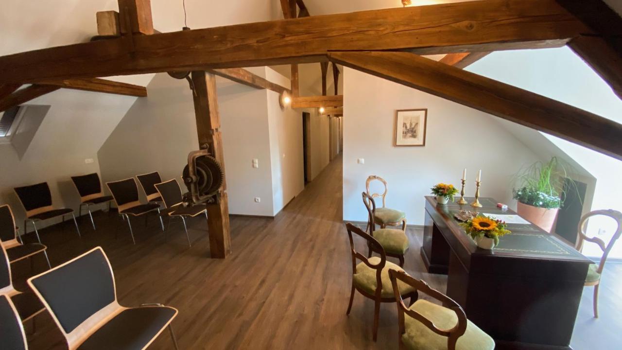 Buergerhausloewen Hotel Philippsburg Bagian luar foto