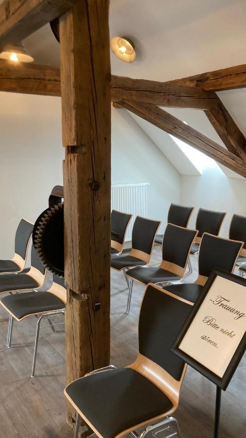 Buergerhausloewen Hotel Philippsburg Bagian luar foto